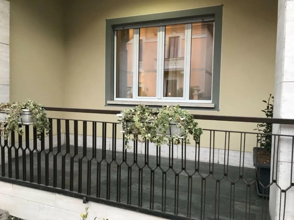 B & B Baffo Settimo Milanese 3*,  Italy