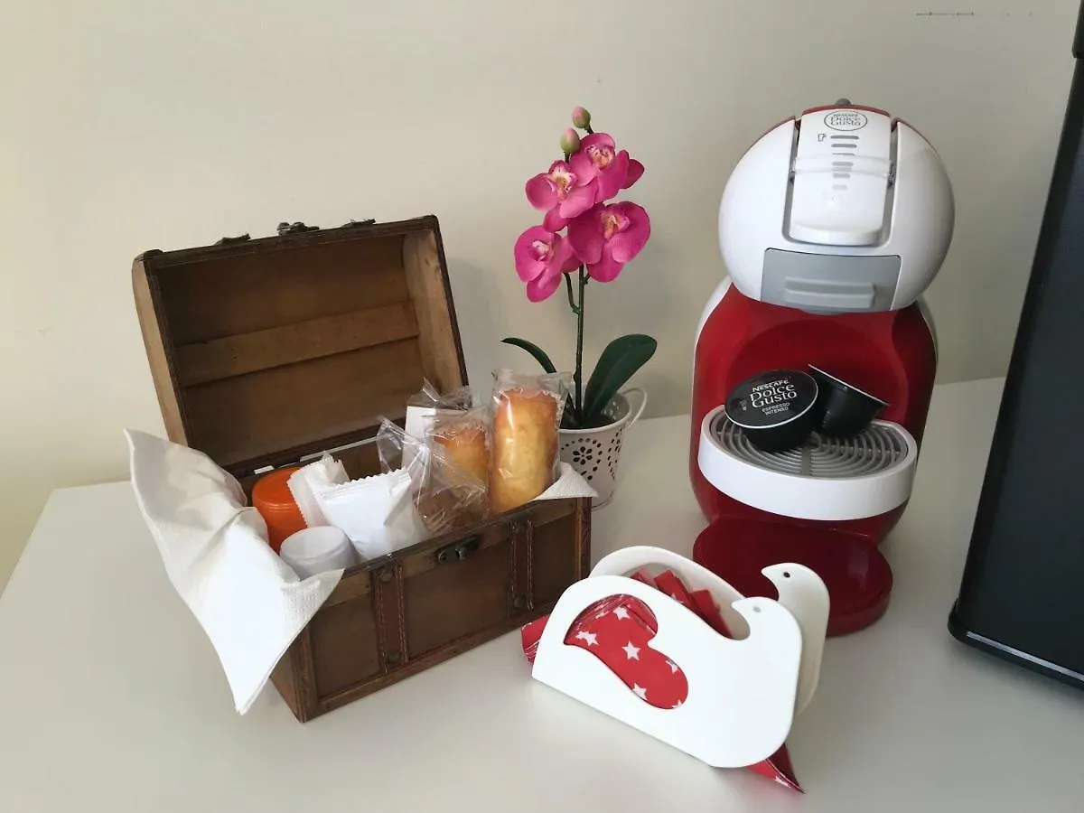 B & B Baffo Settimo Milanese 3*,  Italië